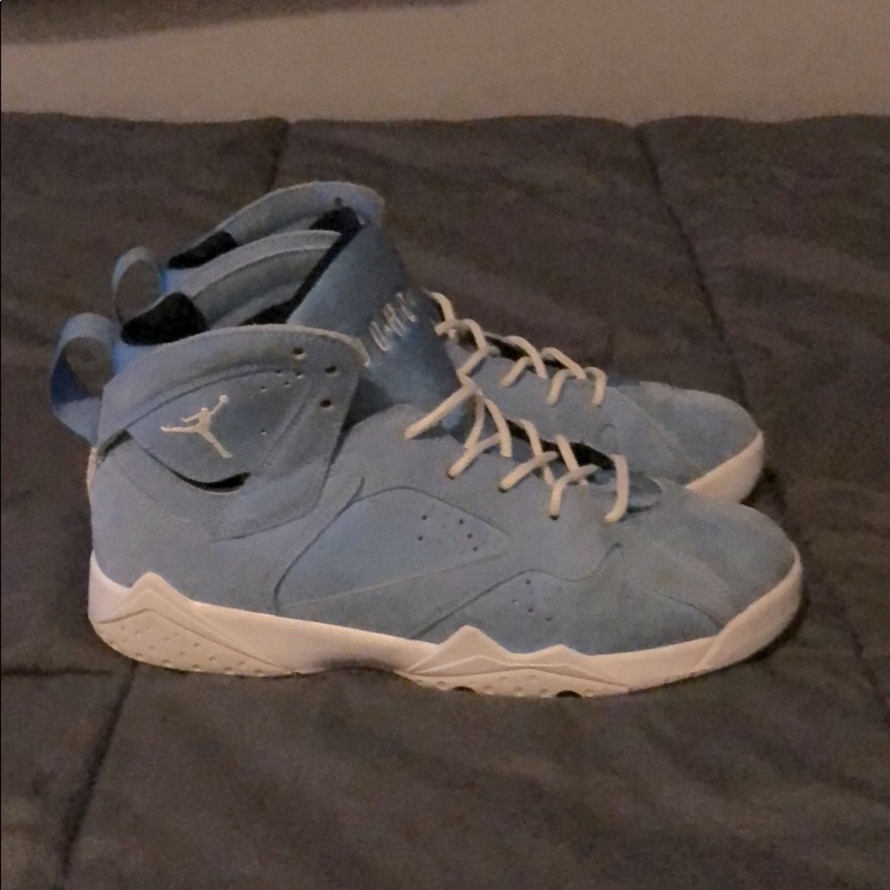 Blue Jordans - size 7Y